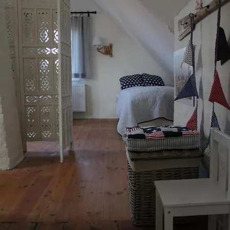 Lili Marleen 호텔 4*