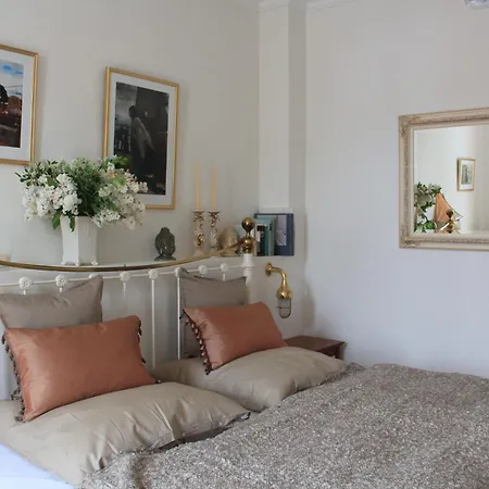 Lili Marleen 호텔 4*